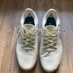 Nike Men's Air Zoom Infinity Tour NXT% Golf Shoes